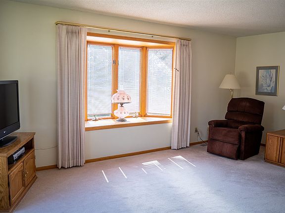 4th image of 1003 13th St