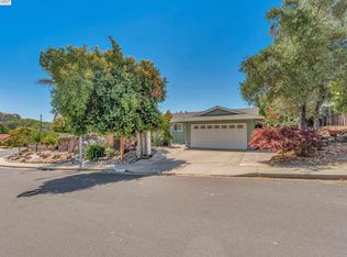 3698 Victor St, Pinole, CA 94564