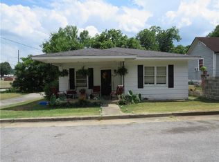 210 Merritts Ave, Cedartown, GA 30125