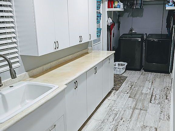 Laundry/Mud Room
