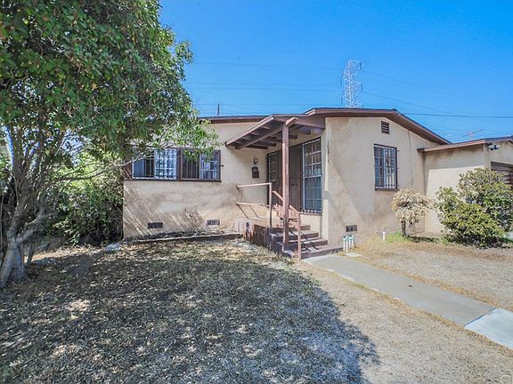 3rd image of 10317 Stanford Ave