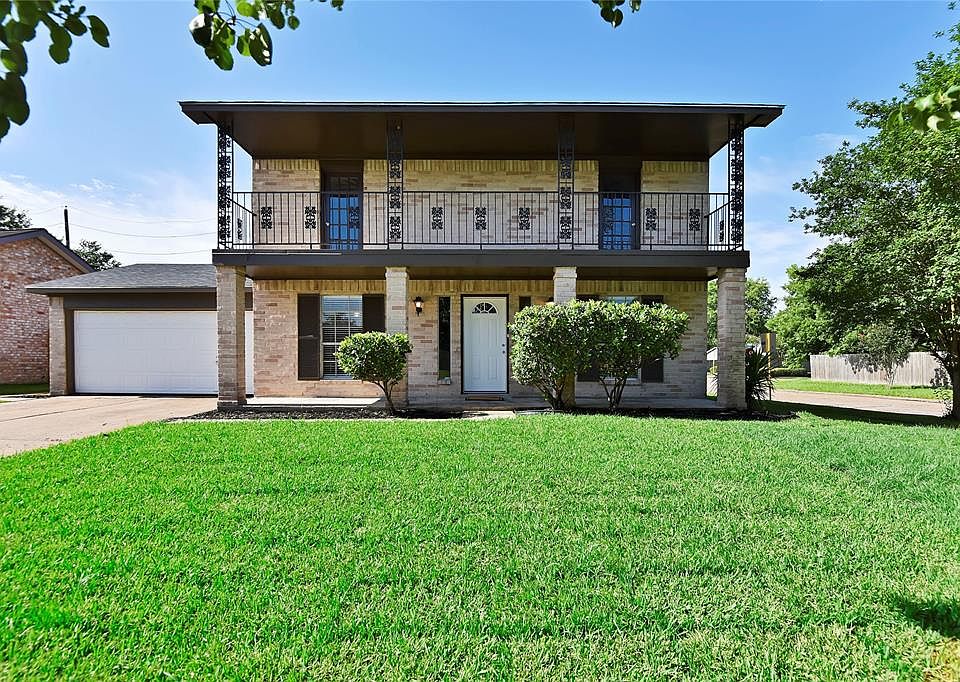 1st image of 9819 Waving Fields Dr