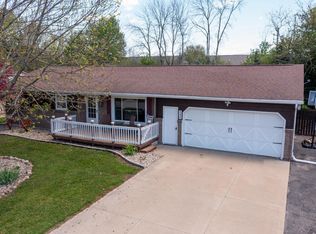 136 Baldwin Ct, Appleton, WI 54915