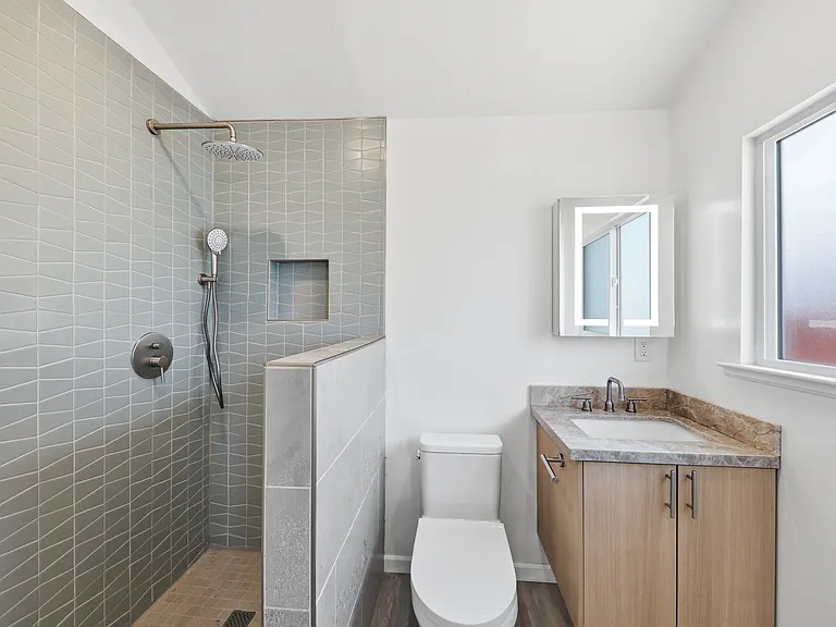 15548 Usher St #1 — Photo 16
