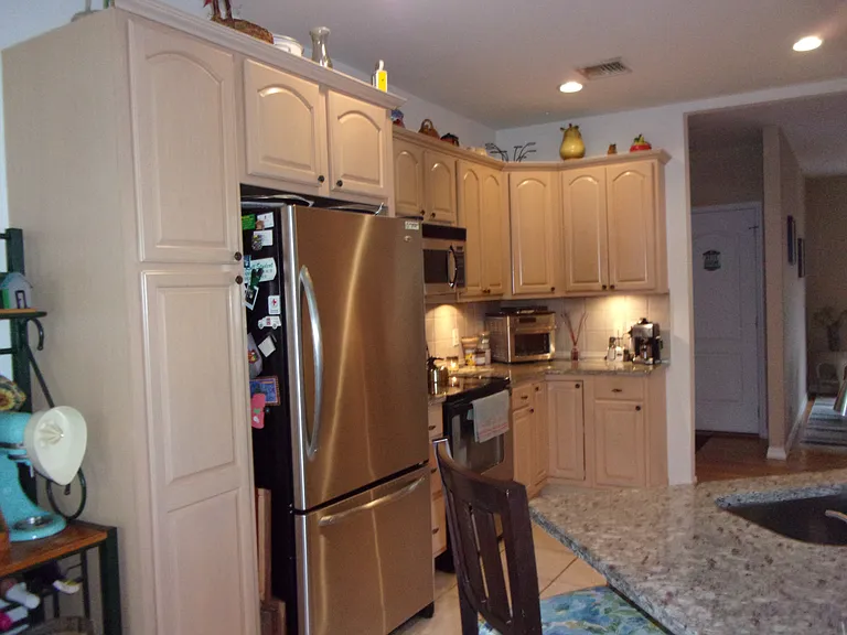 5 Old Country Rd — Photo 3