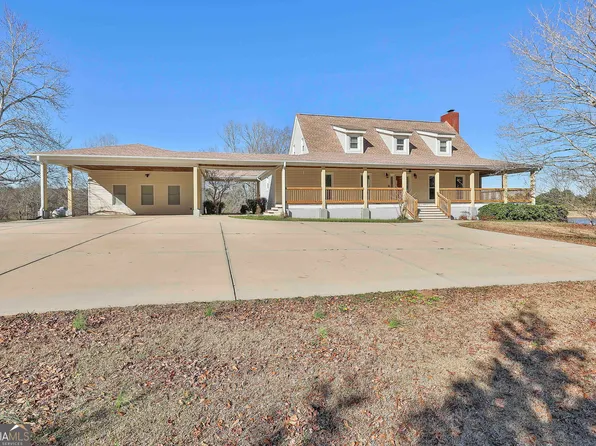 312 Hampton Rd, Fayetteville, GA 30215