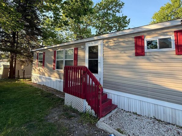 44 Chesapeake Mobile Ct, Hanover, MD 21076