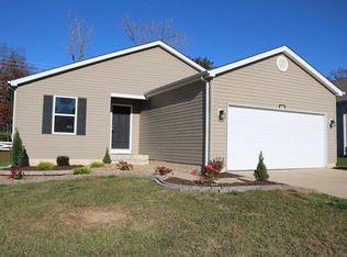 545 Rifle Ridge Dr, Wentzville, MO 63385