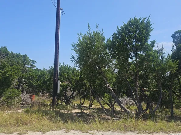 9,10 Elmhurst Dr LOT 9-10, Lakehills, TX 78063