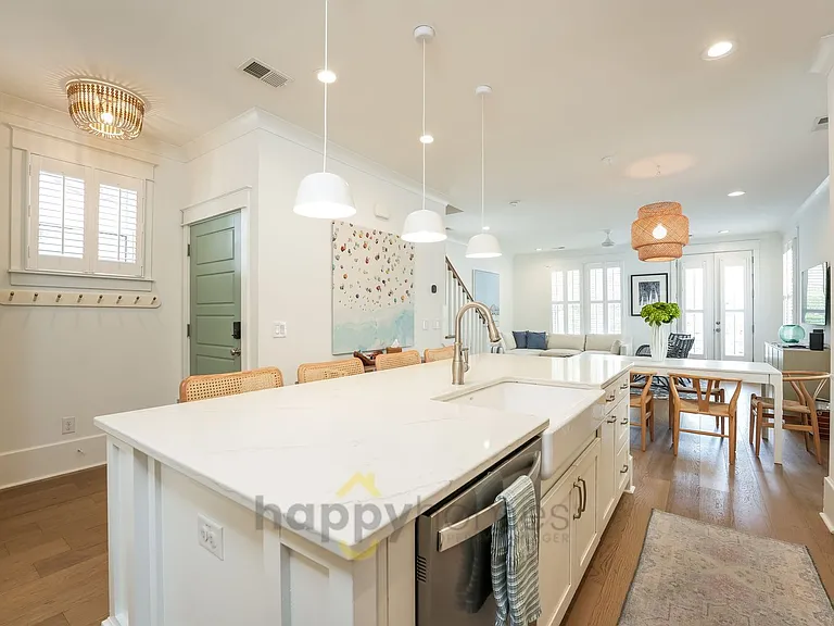 962 Key Colony Ct — Photo 8