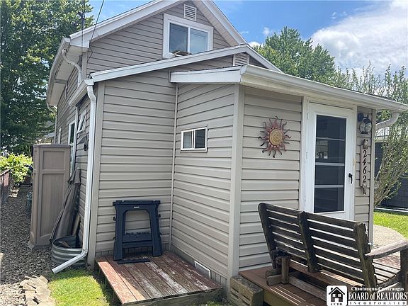 3rd image of 2462 Keller Rd
