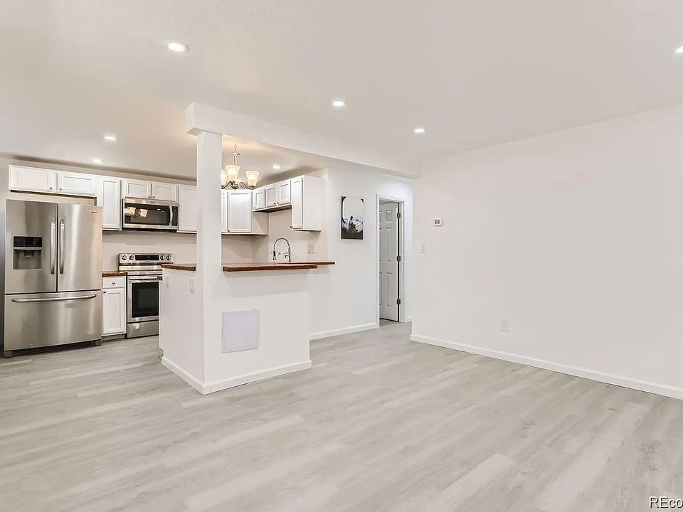 1st image of 1445 Yosemite Street #12
