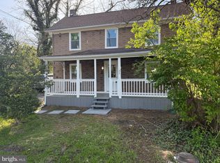 21 S Greenway Ave, Boyce, VA 22620