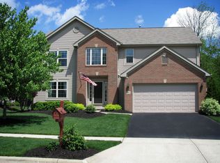 2912 Lexington Dr, Powell, OH 43065