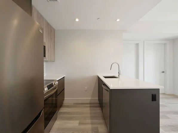 2605 Snyder Avenue image 2 of 22