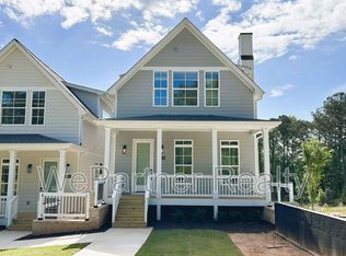 1055 Adam Cir, Roswell, GA 30076