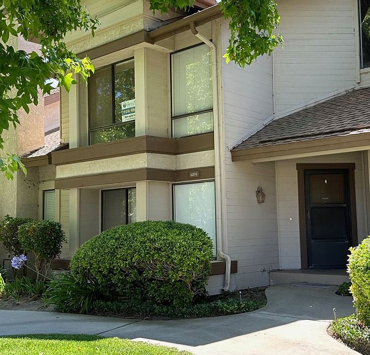 1st image of 1204 Brownstone Ln