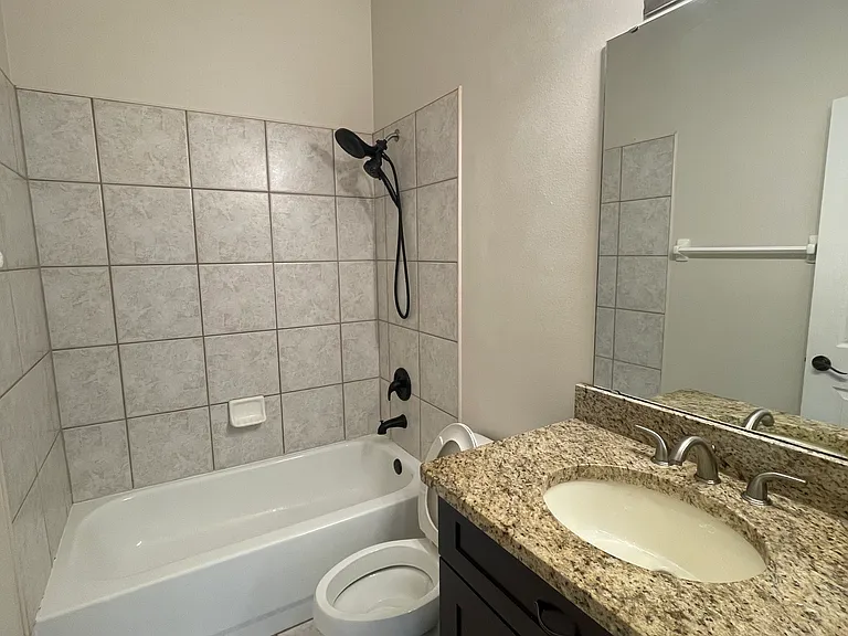 2722 Willow Creek Dr — Photo 31