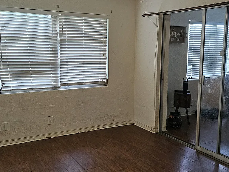357 Dubs Dr — Photo 5