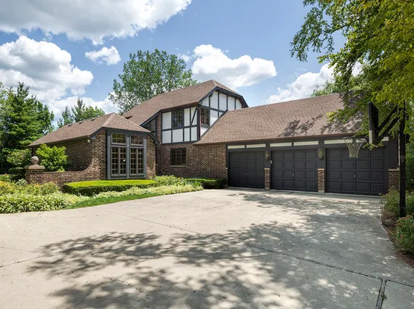1915 Maple Pl, Riverwoods, IL 60015