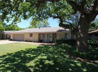 2509 Glen Lea Dr, Irving, TX 75062