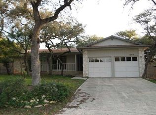 16416 Loma Lndg, Helotes, TX 78023
