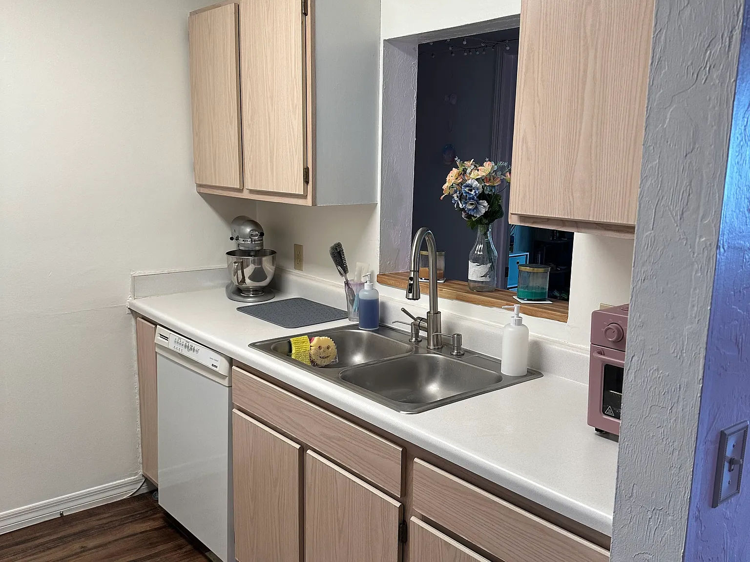 2 bed, 888 sqft, $1,450 — Photo 4