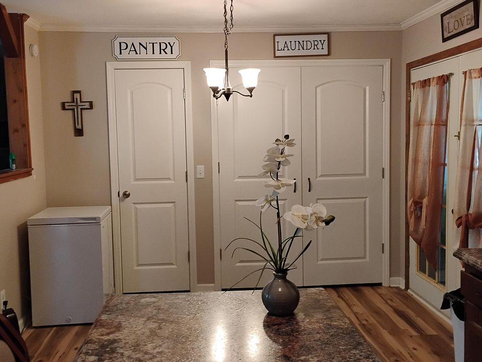 1st image of 959 Cheves Rd