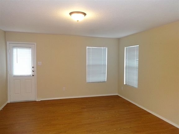 2nd image of 7009 Brookglen Ln