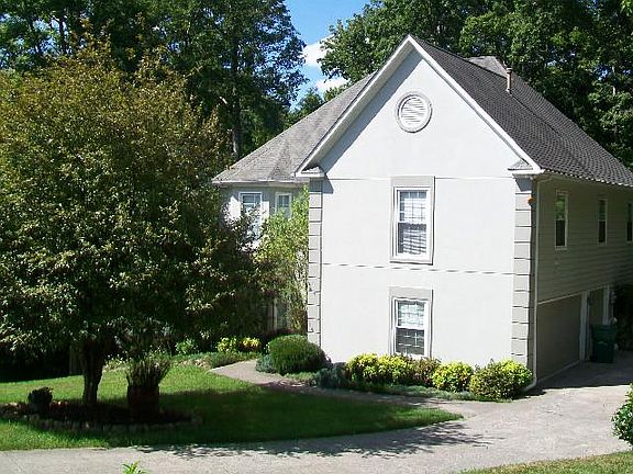 3rd image of 1236 Kirby Glen Dr