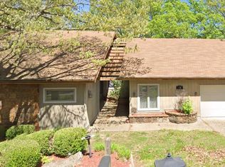 40 Churchill Dr, Bella Vista, AR 72715