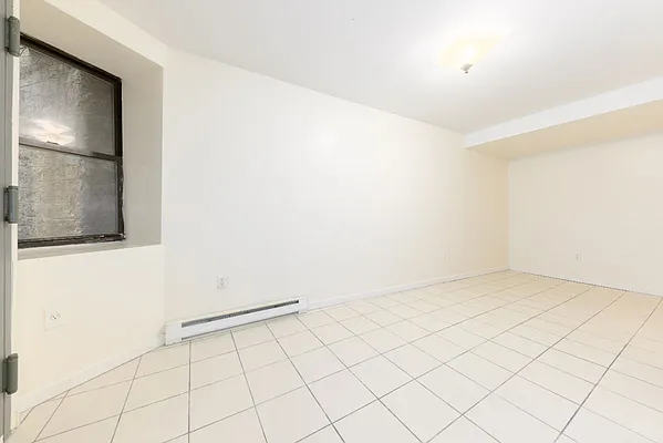 Rented by Keyo  | media 44