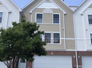 1208 SE Village View Ln #1, Ankeny, IA 50021