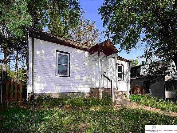 3rd image of 1002 N 47th Ave