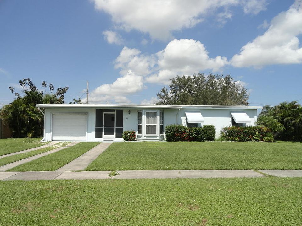 1st image of 125 SE Celestia Ct