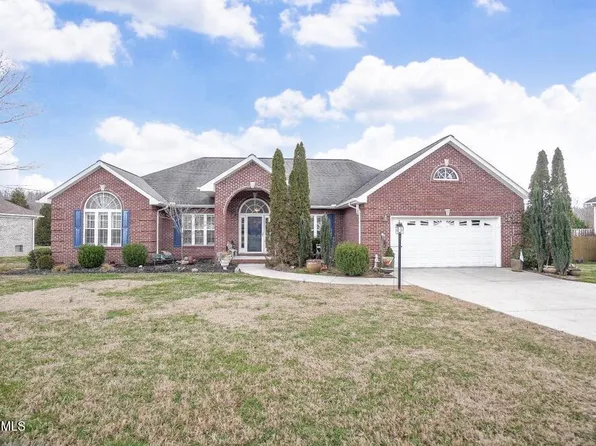 260 Preston Cir, Jacksboro, TN 37757