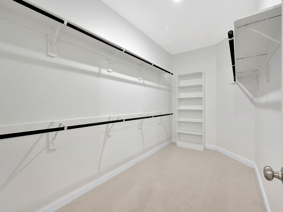 The Preston C403 - 027_79201480