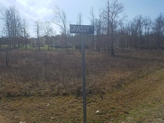 Corner-Grassy Ct/High Range