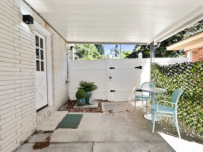 11924 Idlewood Dr — Photo 2