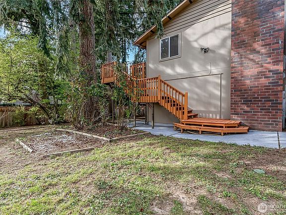 4th image of 10701 149th Street Ct E