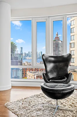 Sold by Compass | media 4
