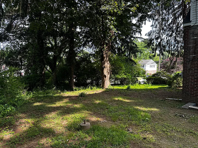 225 Church Rd — Photo 34