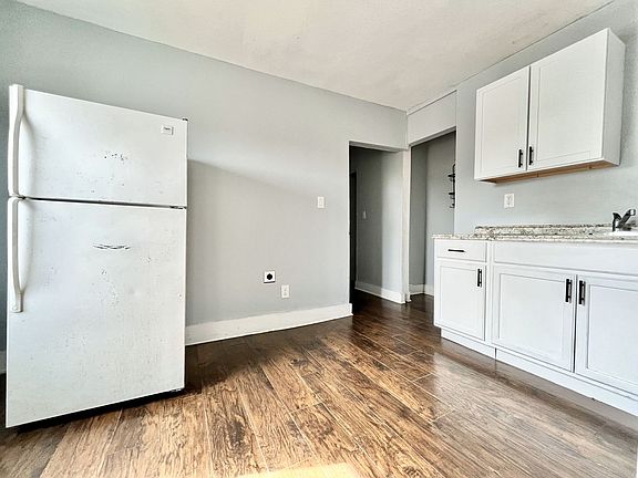 4th image of 2825 Sanford St #3