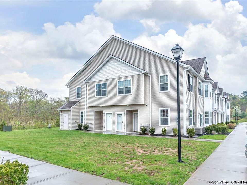1st image of 603 Commons Ln