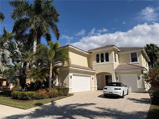 1st image of 1819 Mariners Ln