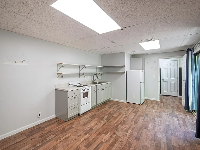 170 N Fayette Ct — Photo 19