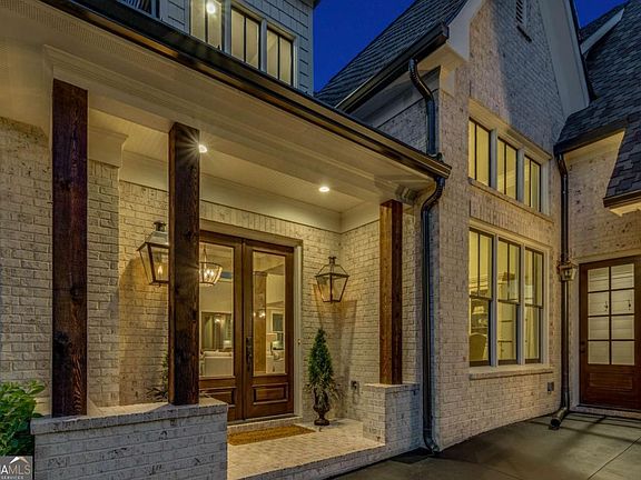 5th image of 10 Peninsula Way