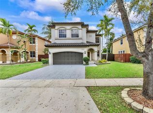 5220 SW 139th Ter, Miramar, FL 33027