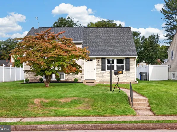 921 Hale St, Pottstown, PA 19464
