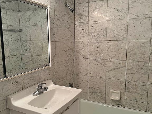 4th image of 400 E 54th St APT 5H